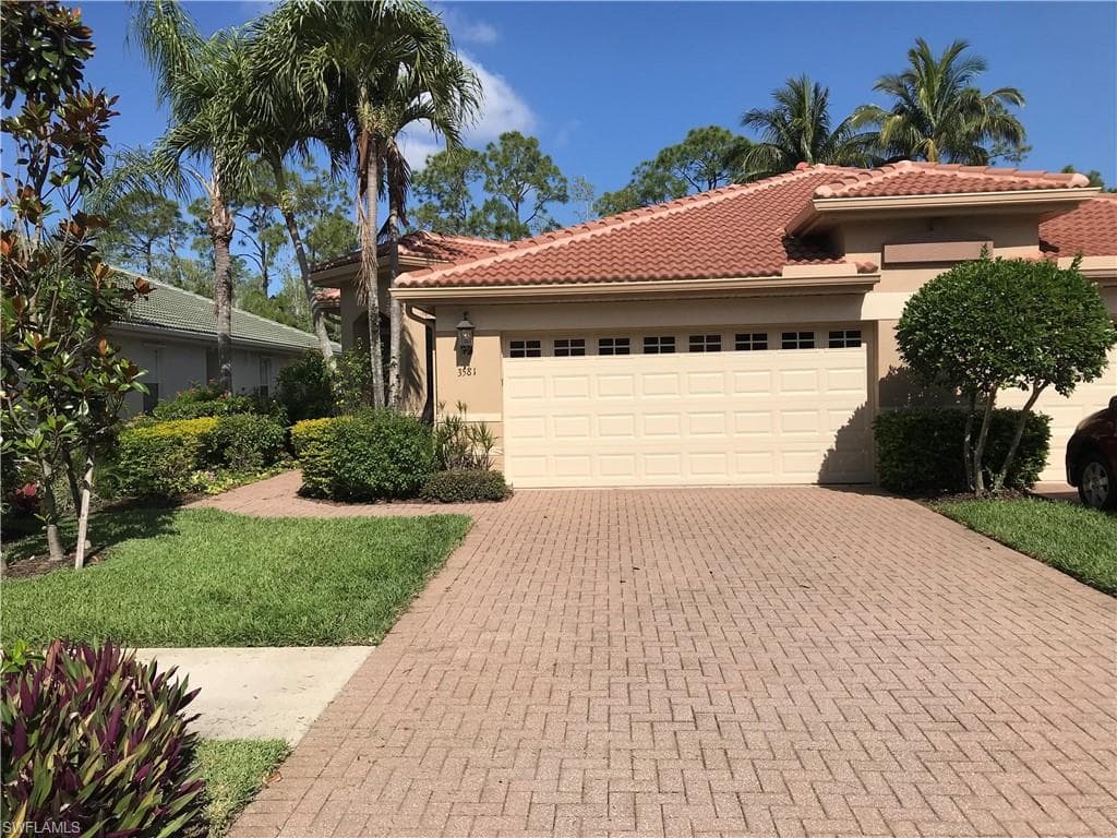 3581 Periwinkle WAY 1-45 NAPLES, FL 34114