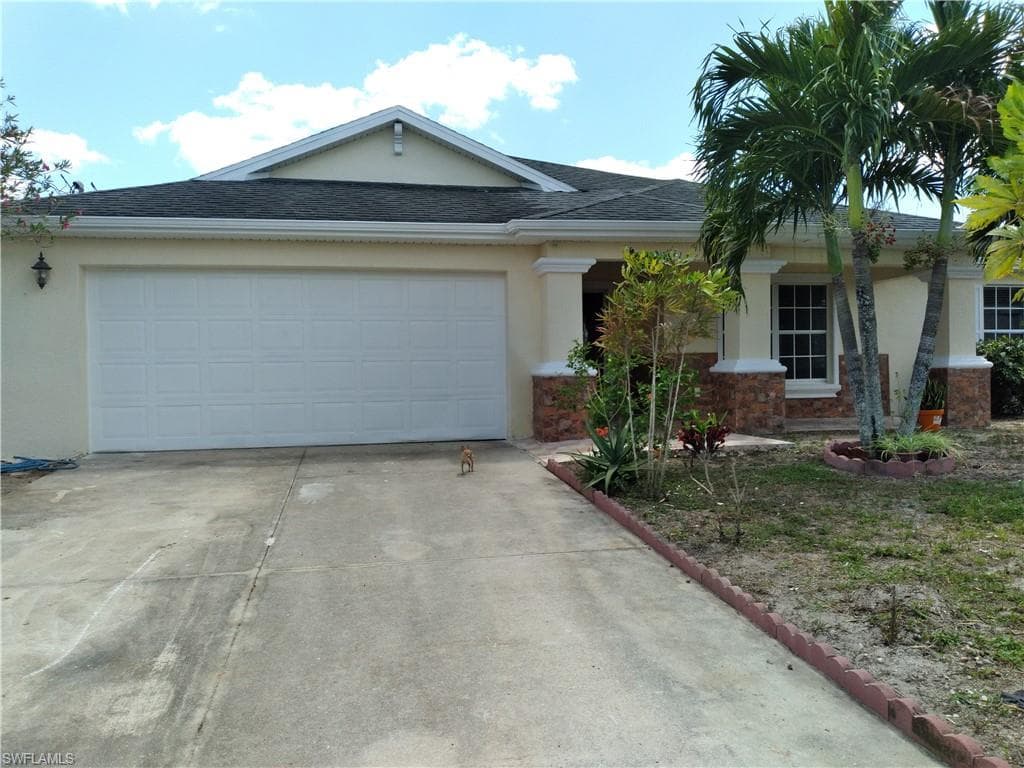 4003 16th ST SW LEHIGH ACRES, FL 33976