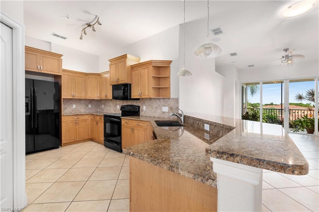 8573 Via Garibaldi CIR 302 ESTERO, FL 33928