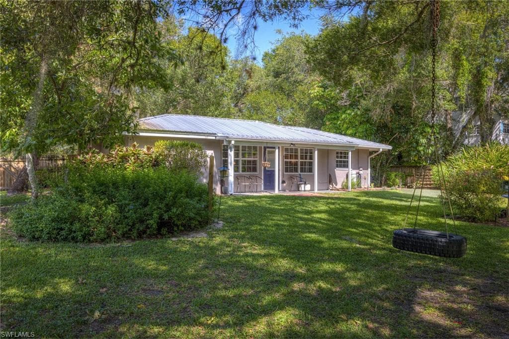 109 N Riverview ST LABELLE, FL 33935