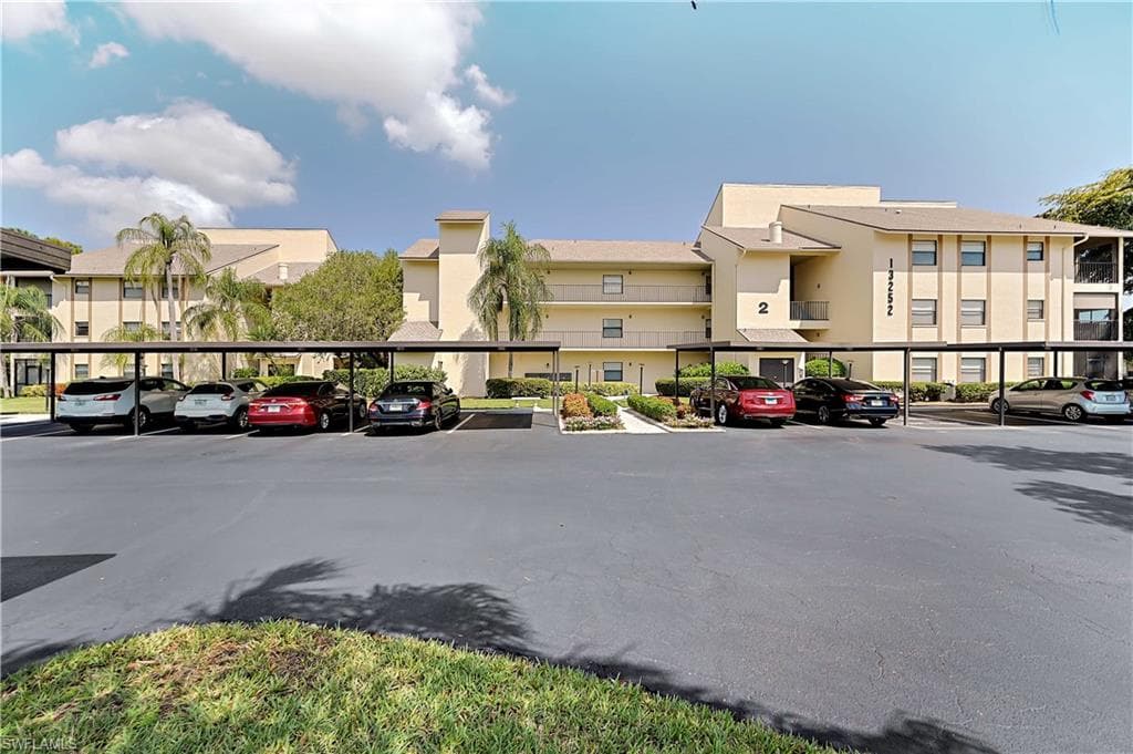 13252 White Marsh LN 25 FORT MYERS, FL 33912