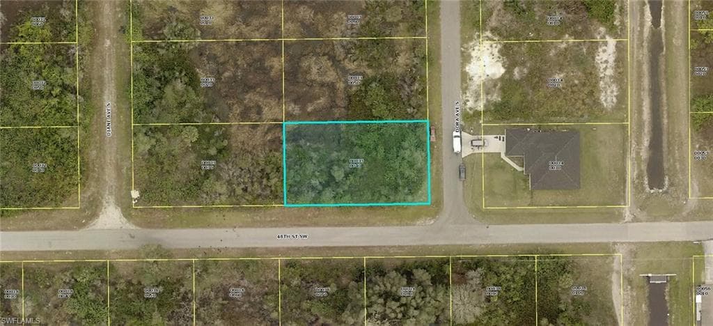 4704 Dora AVE S LEHIGH ACRES, FL 33976