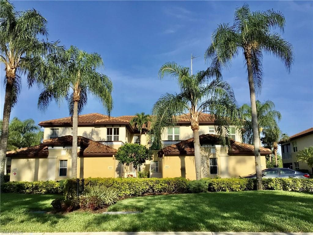 20675 Wildcat Run DR 102 ESTERO, FL 33928