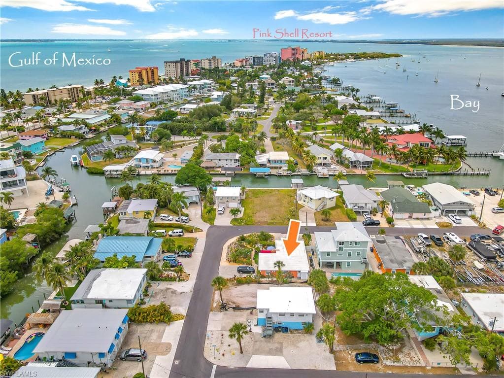 412 Harbor CT FORT MYERS BEACH, FL 33931