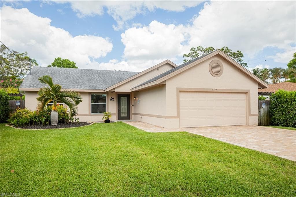 1379 Rordon AVE NAPLES, FL 34103