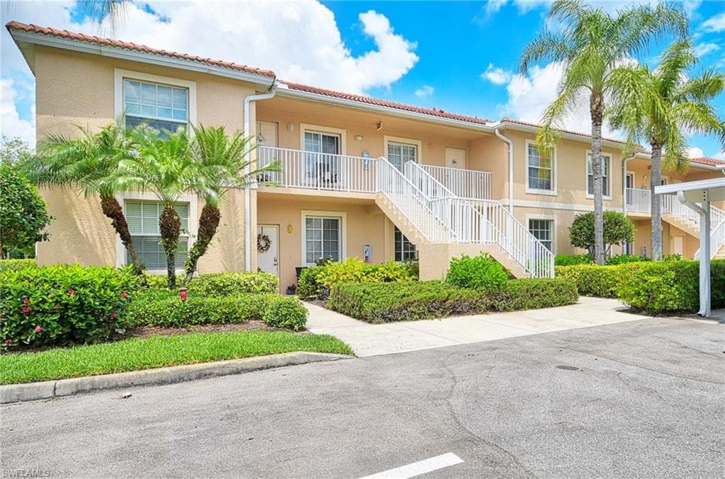 2875 Cypress Trace CIR 102 NAPLES, FL 34119