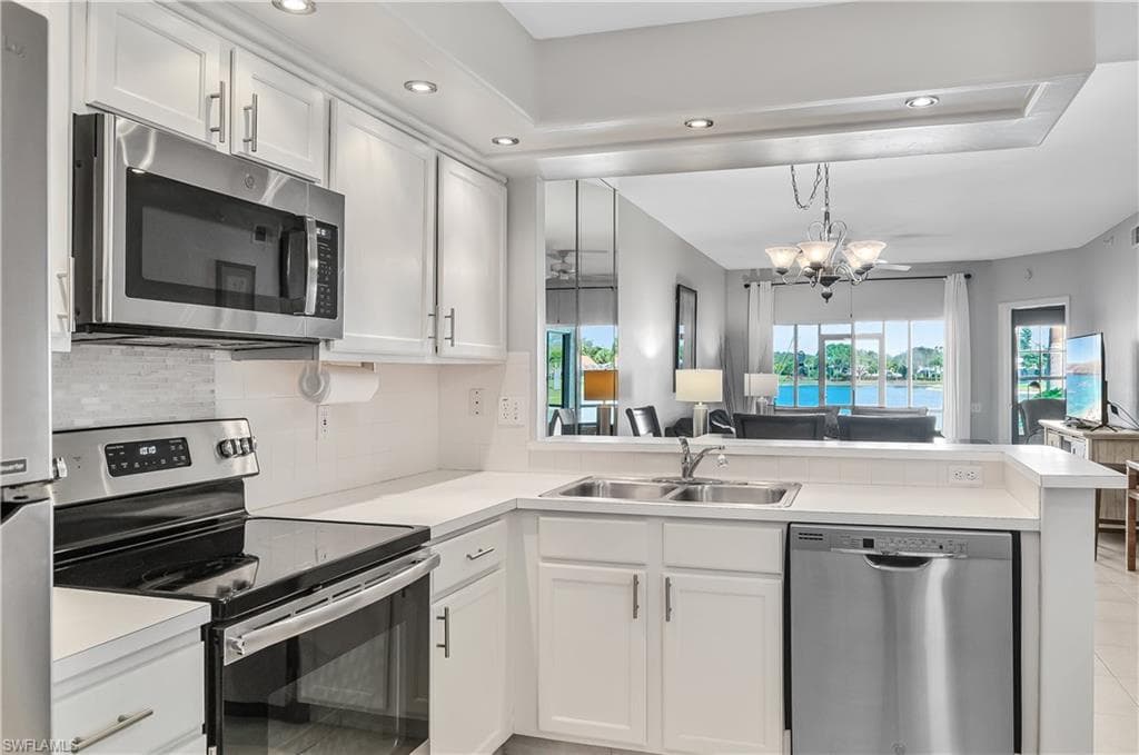 13060 Amberley CT 802 BONITA SPRINGS, FL 34135