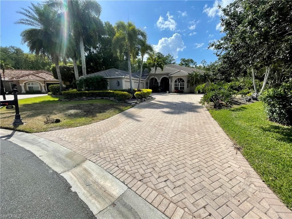 7867 Go Canes WAY FORT MYERS, FL 33966