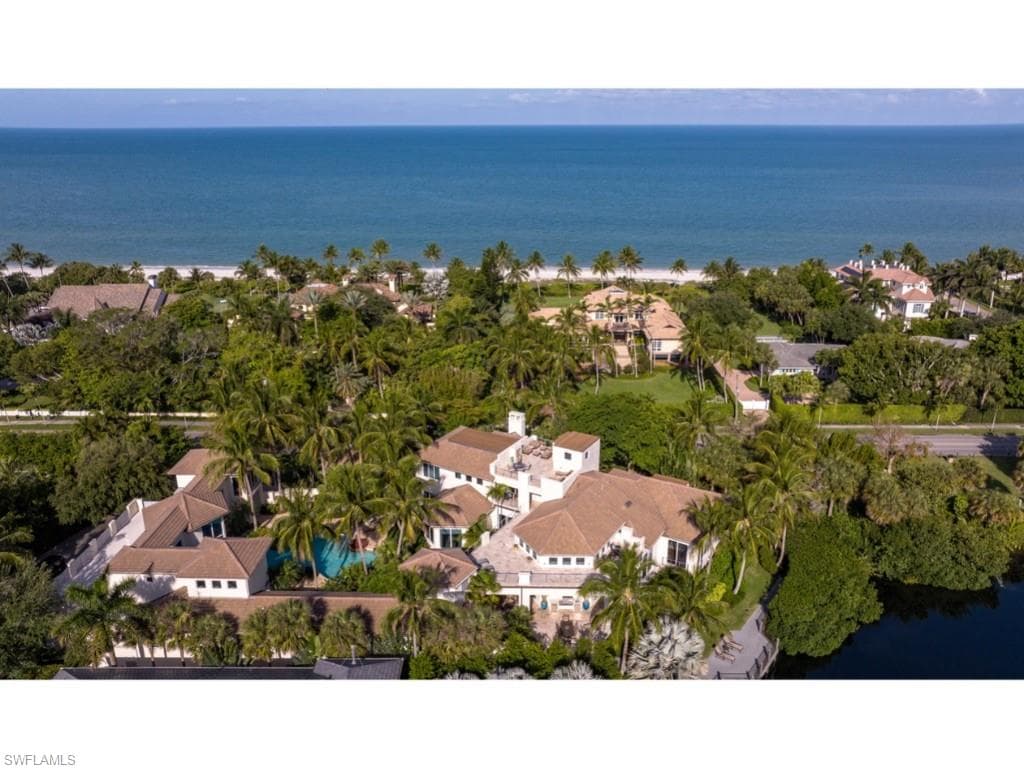 450 Gulf Shore BLVD N NAPLES, FL 34102