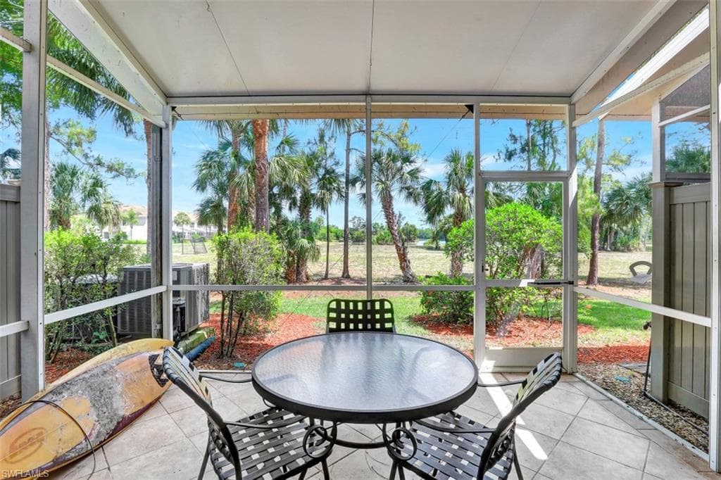 796 Hampton CIR 181 NAPLES, FL 34105