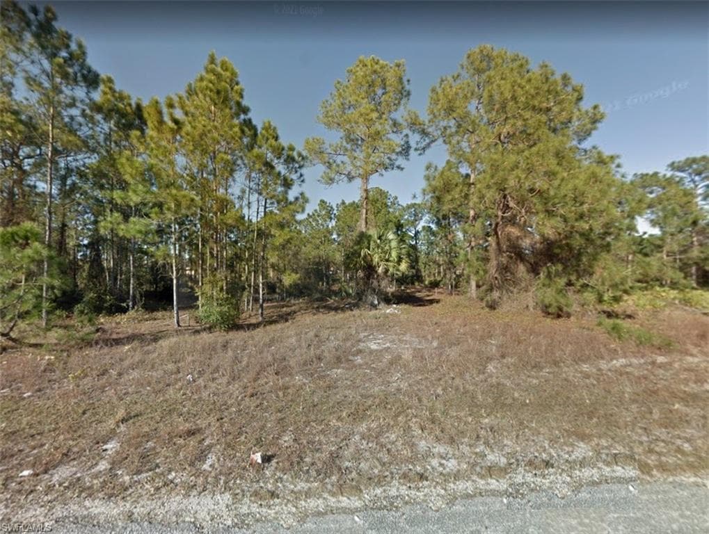 943 Belmont ST E LEHIGH ACRES, FL 33974