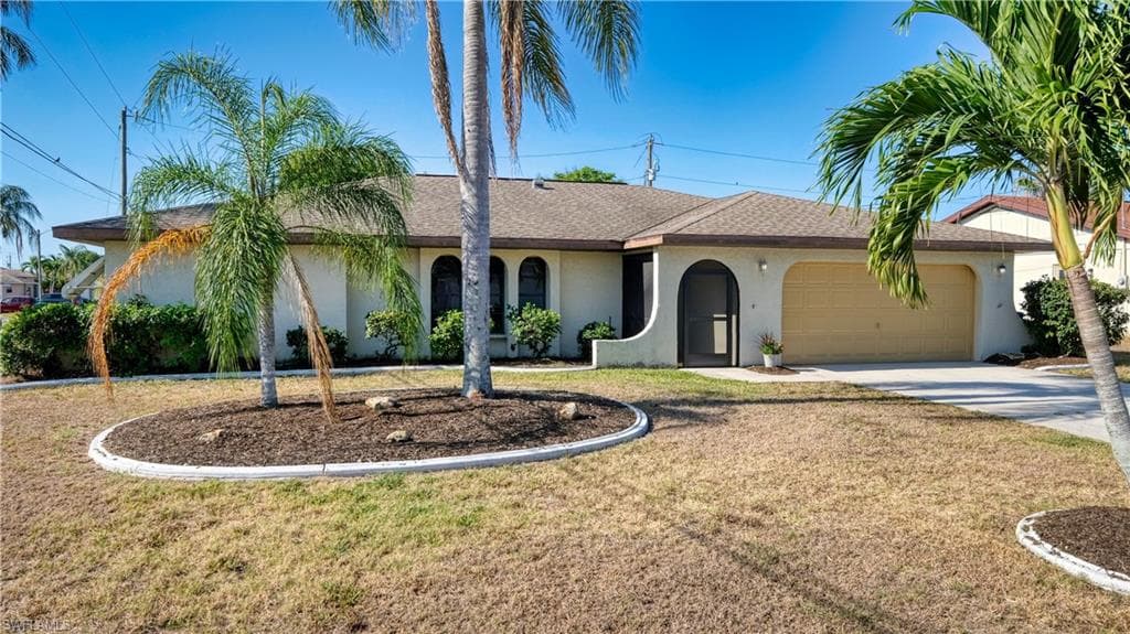 364 SE 33rd TER CAPE CORAL, FL 33904