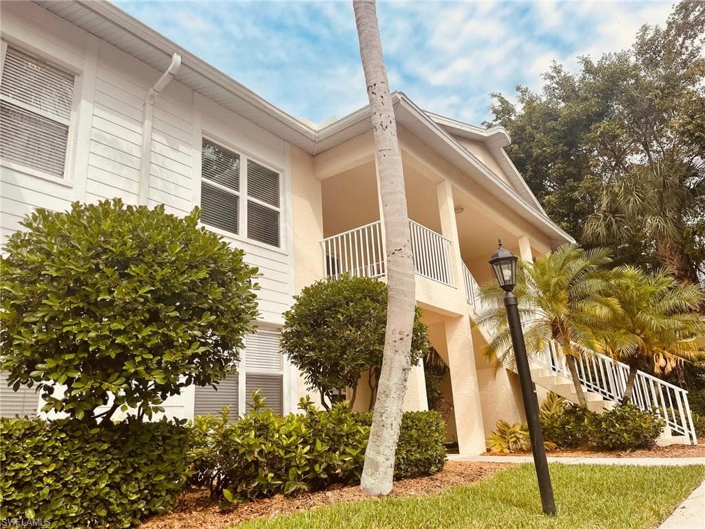 1215 Sarah Jean CIR J-205 NAPLES, FL 34110