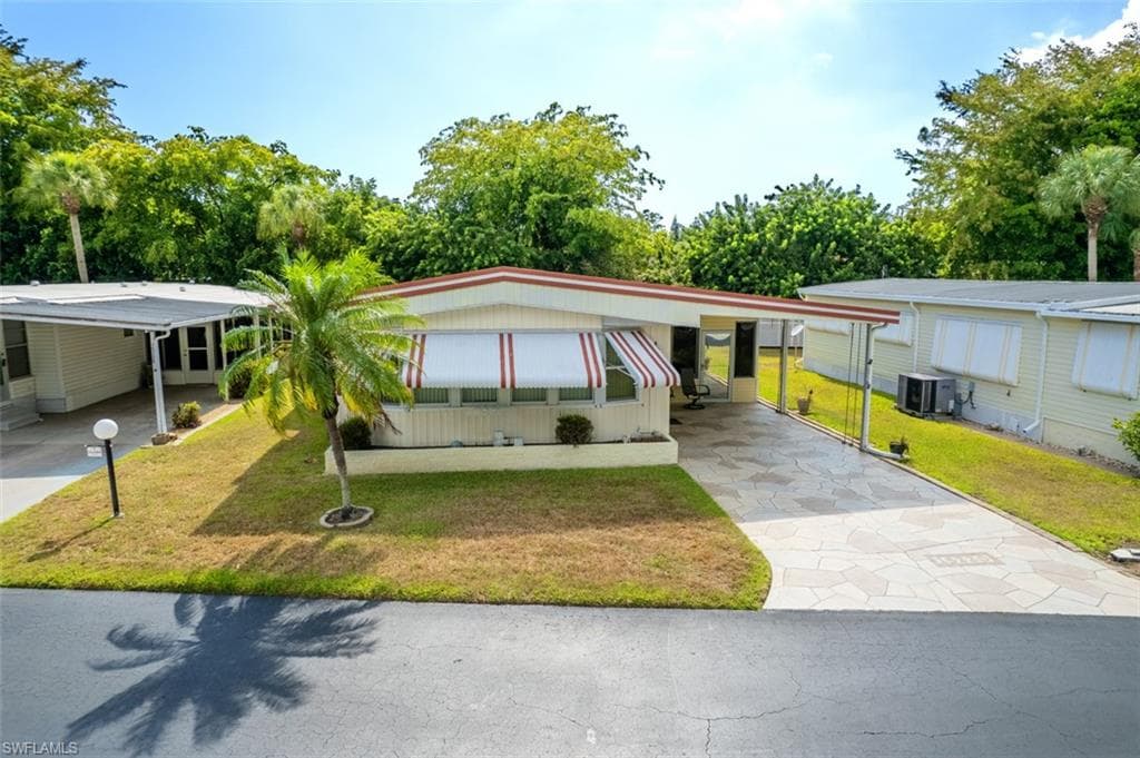 15220 Meadow CIR FORT MYERS, FL 33908