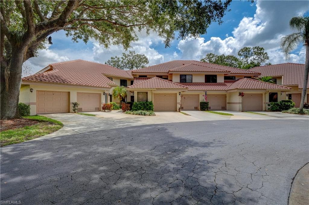 142 Bennington DR 3-2 NAPLES, FL 34104