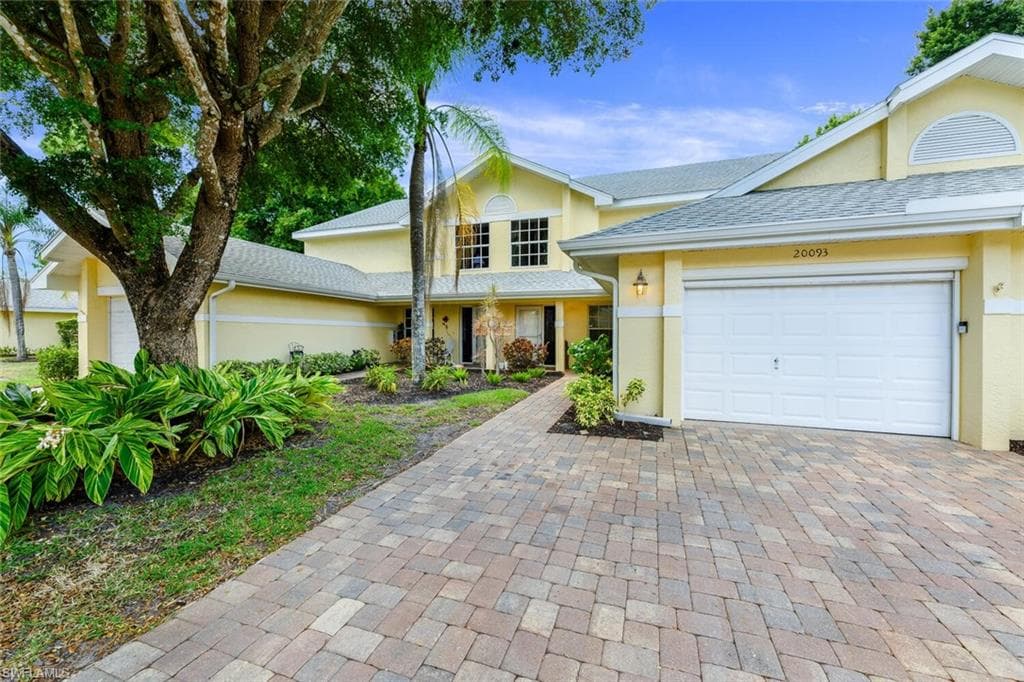 20093 Wolfel TRL ESTERO, FL 33928