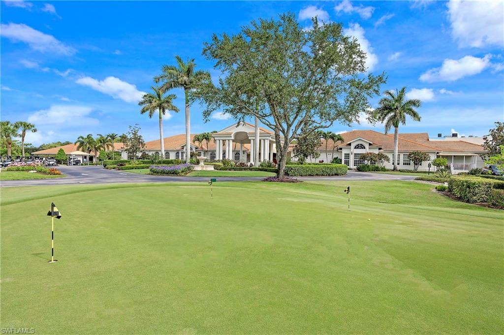 7065 Dennis CIR F-304 NAPLES, FL 34104