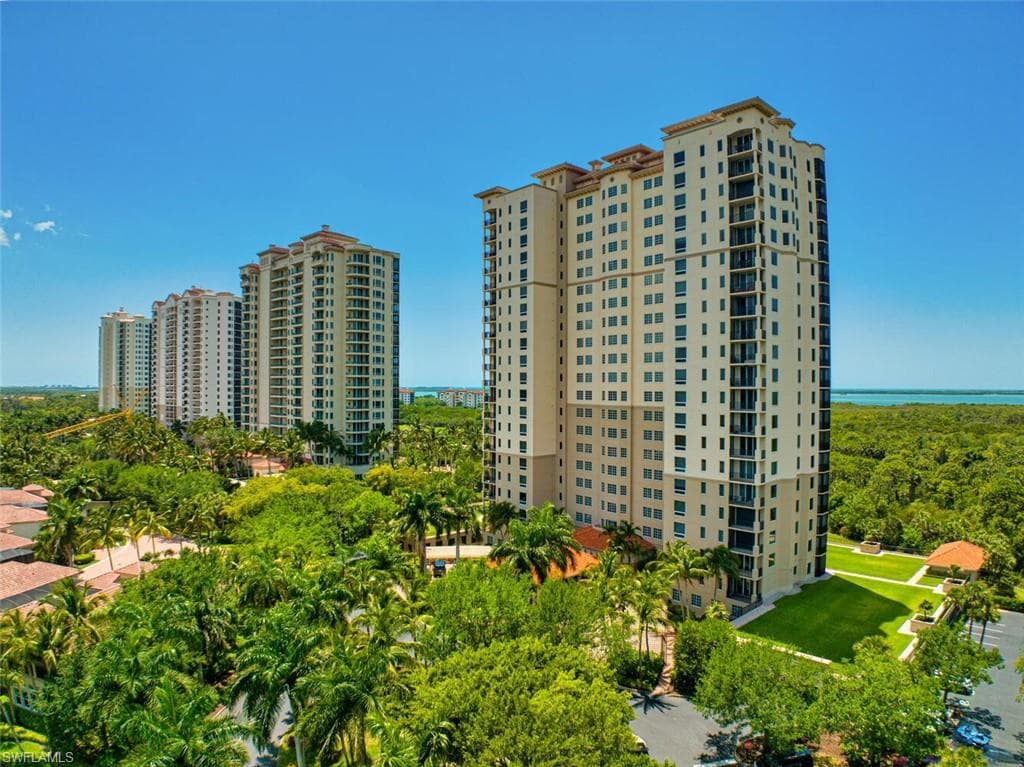 23650 Via Veneto 201 BONITA SPRINGS, FL 34134