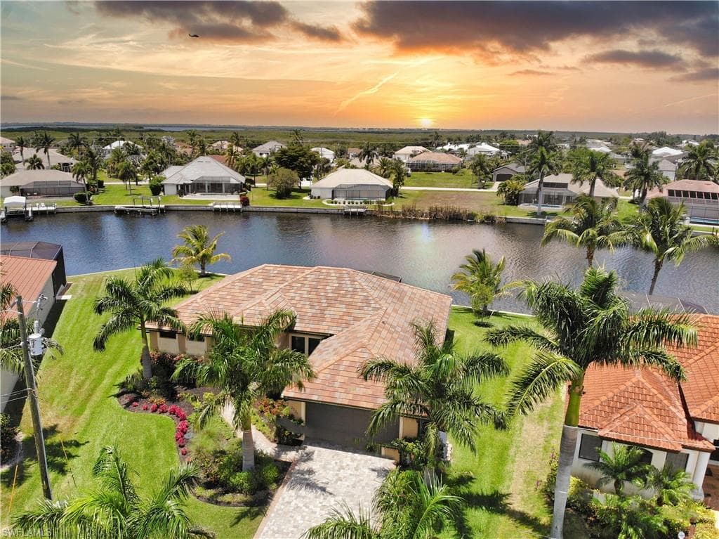 2731 SW 30th TER CAPE CORAL, FL 33914