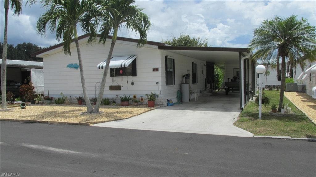 4955 Porky LN ST. JAMES CITY, FL 33956