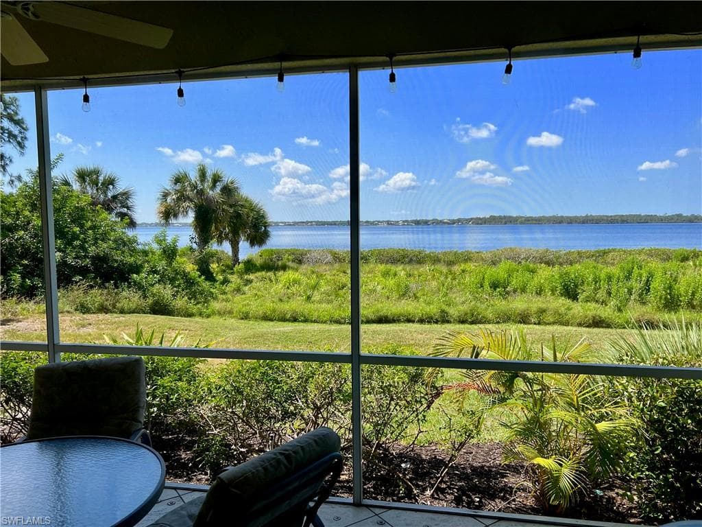 4620 Club DR F101 PORT CHARLOTTE, FL 33953