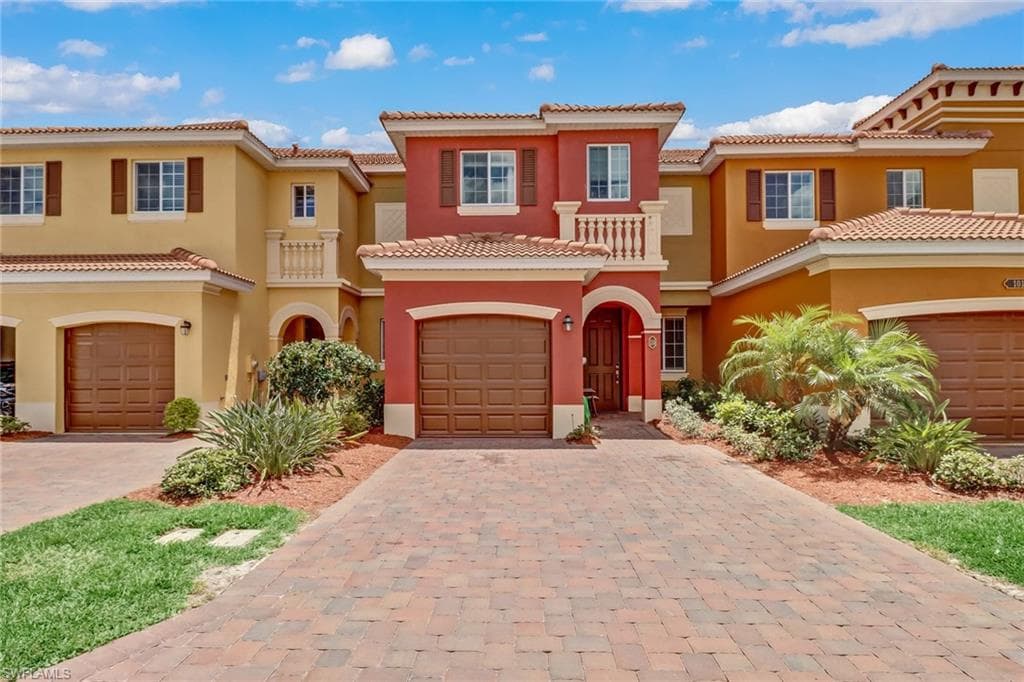 10121 Tin Maple DR 115 ESTERO, FL 33928