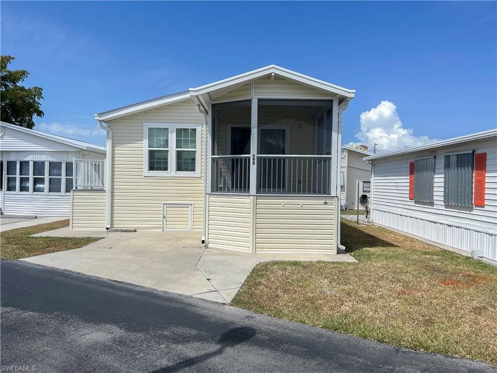 19681 Summerlin RD 590-L FORT MYERS, FL 33908
