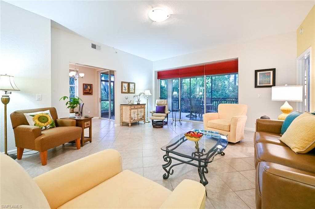 3945 Deer Crossing CT 101 NAPLES, FL 34114