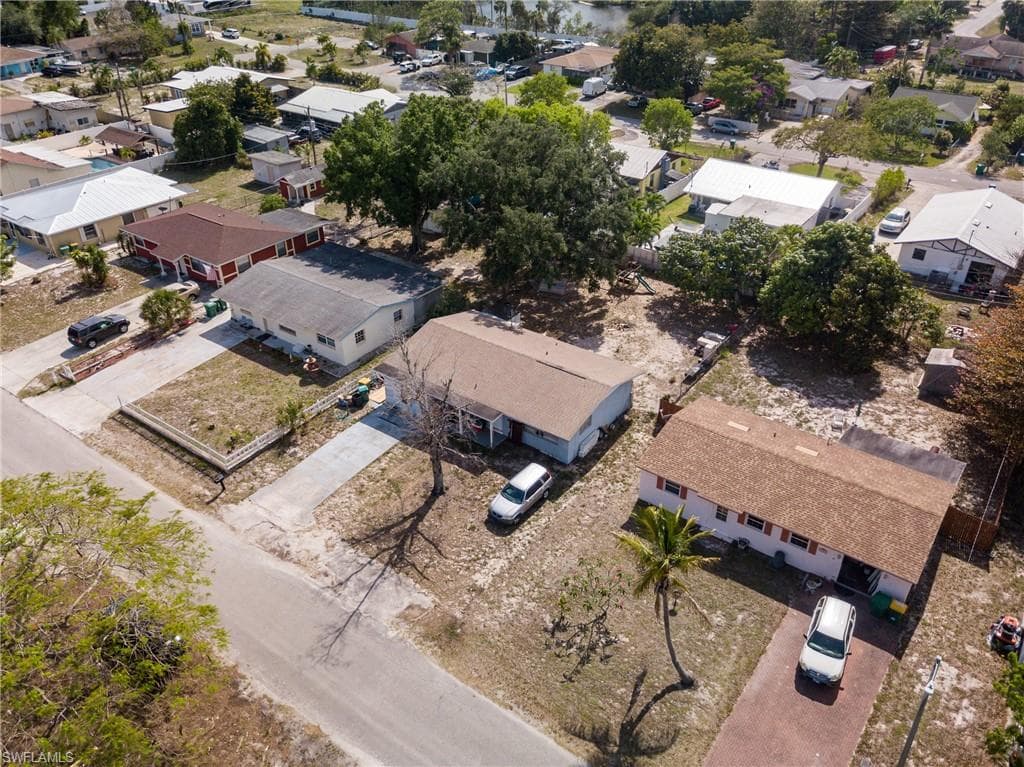 3512 Okeechobee ST NAPLES, FL 34112