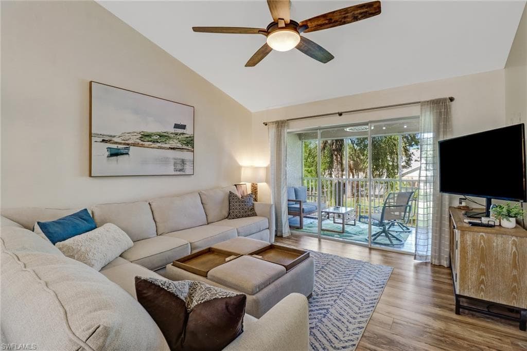 156 Pebble Shores DR 202 NAPLES, FL 34110