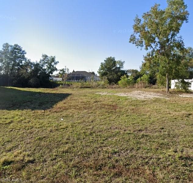 2208 NE 26th ST CAPE CORAL, FL 33909