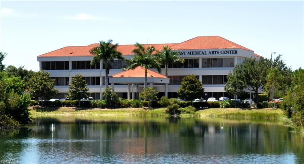 1890 Health PKY 2-E NAPLES, FL 34109