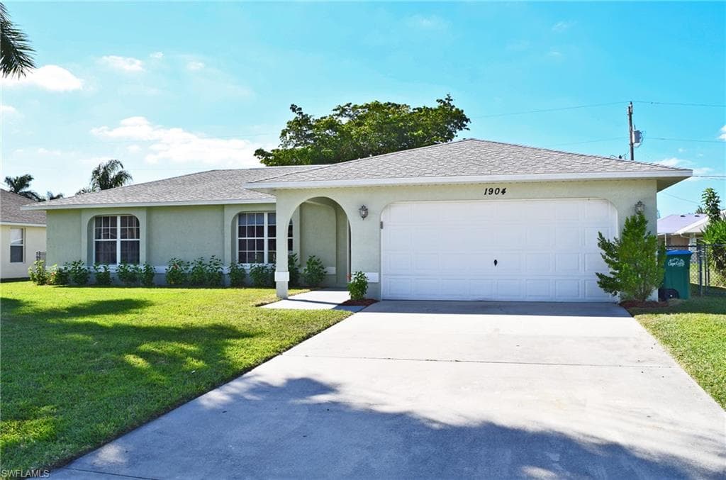 1904 SE 5th PL CAPE CORAL, FL 33990