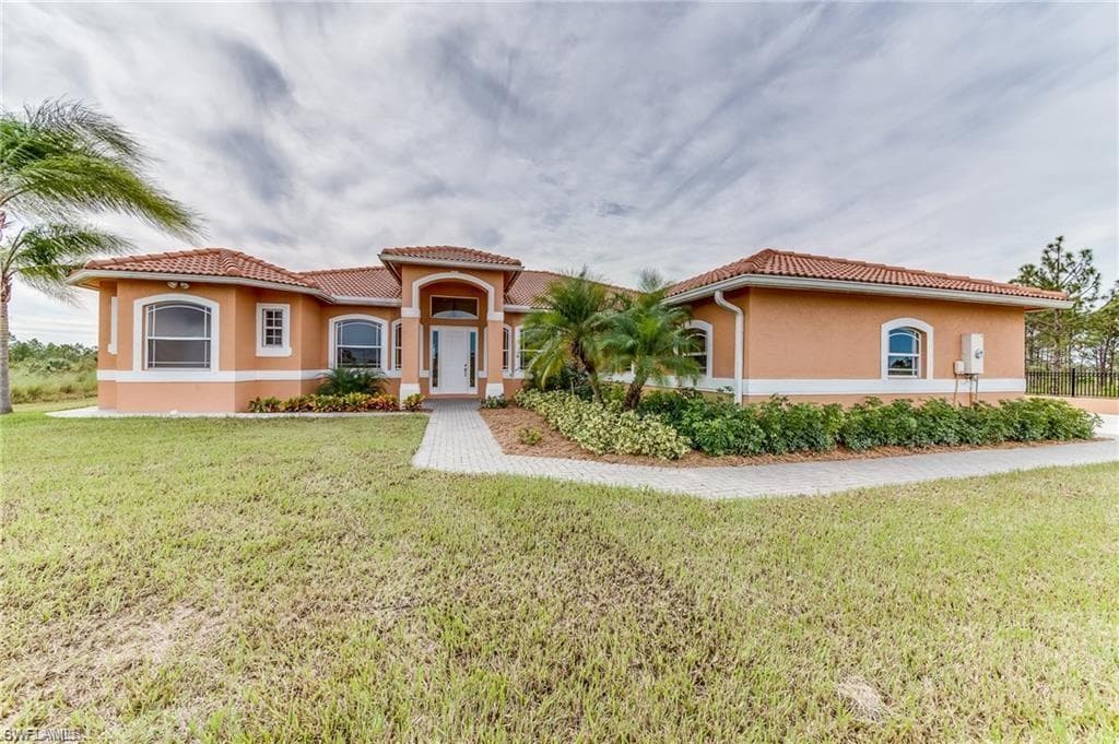 3584 56th AVE NE NAPLES, FL 34120