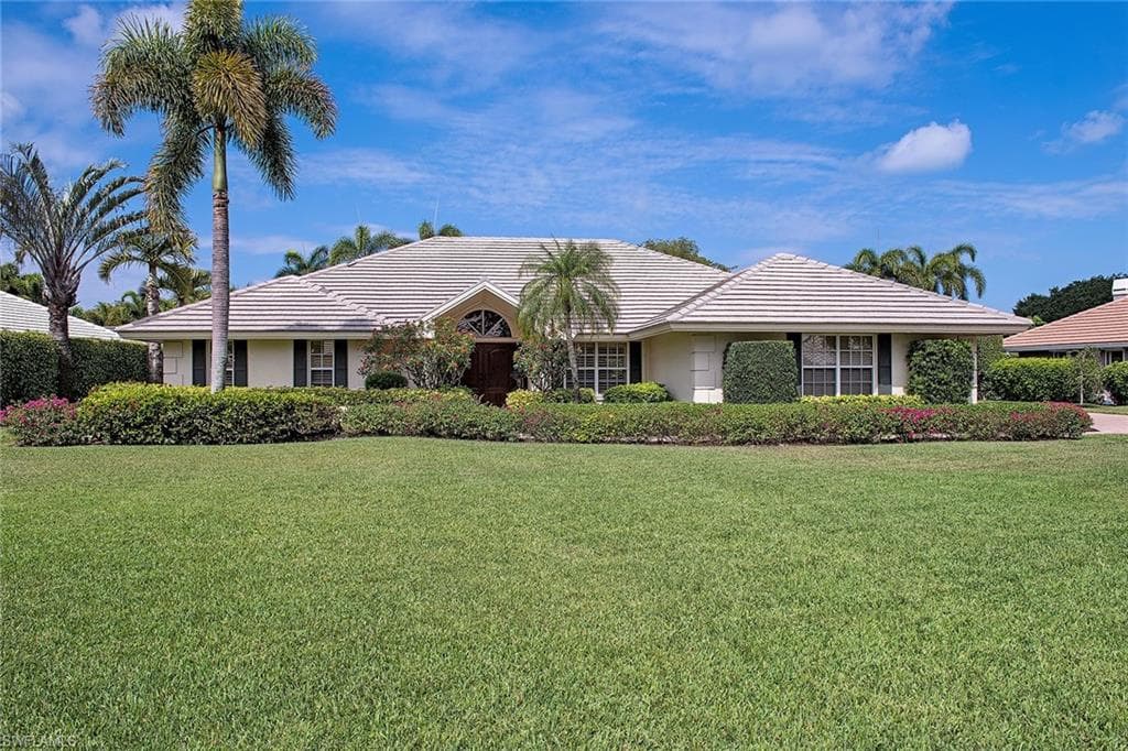 6579 Ridgewood DR NAPLES, FL 34108