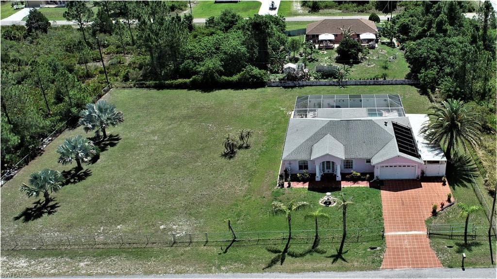 1002 Hibiscus AVE LEHIGH ACRES, FL 33972