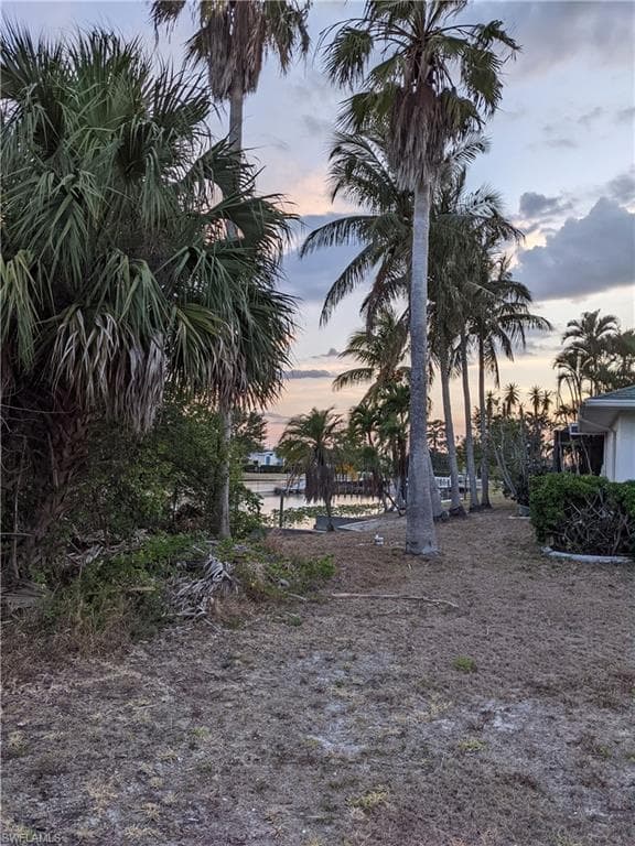 630 SW 15th ST CAPE CORAL, FL 33991