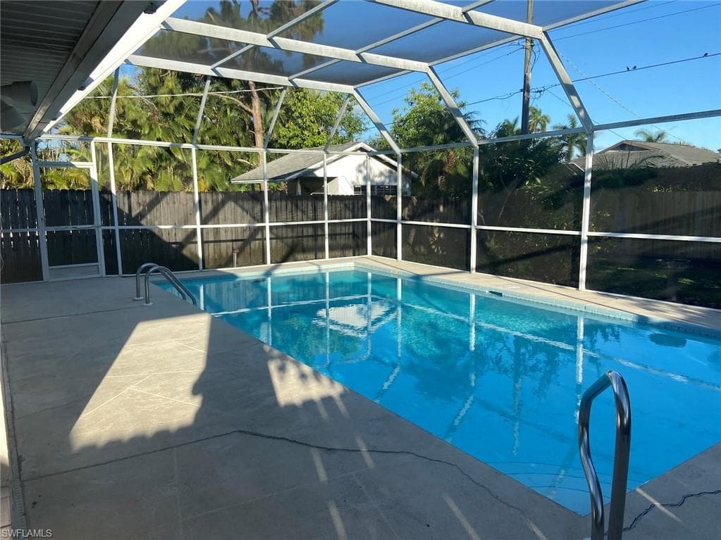 664 102nd AVE N NAPLES, FL 34108