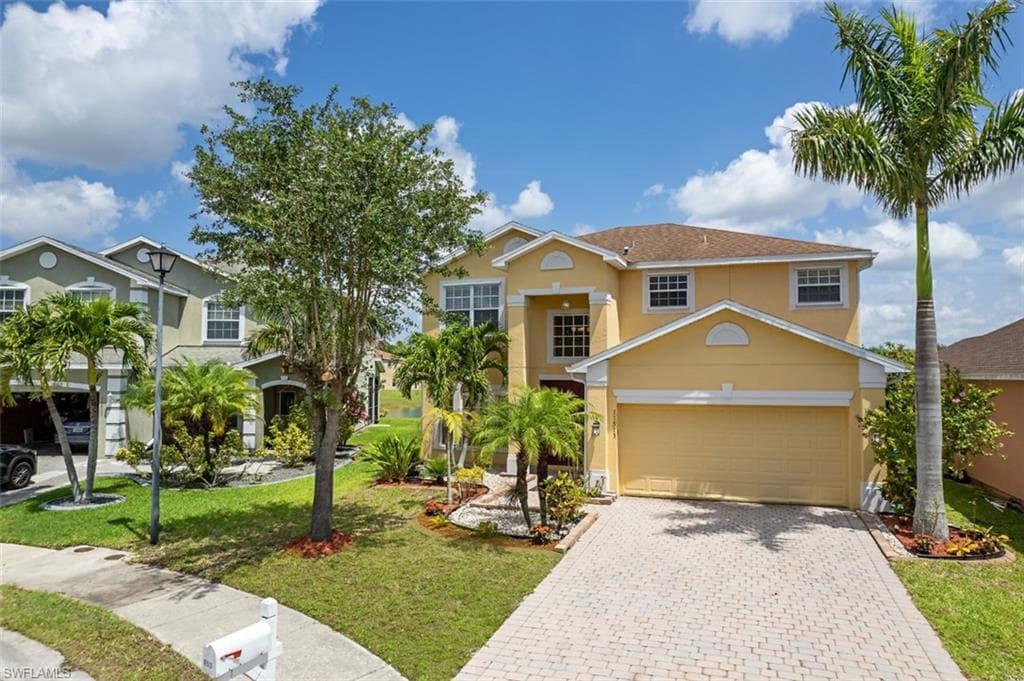 11513 Clumbet LN LEHIGH ACRES, FL 33971