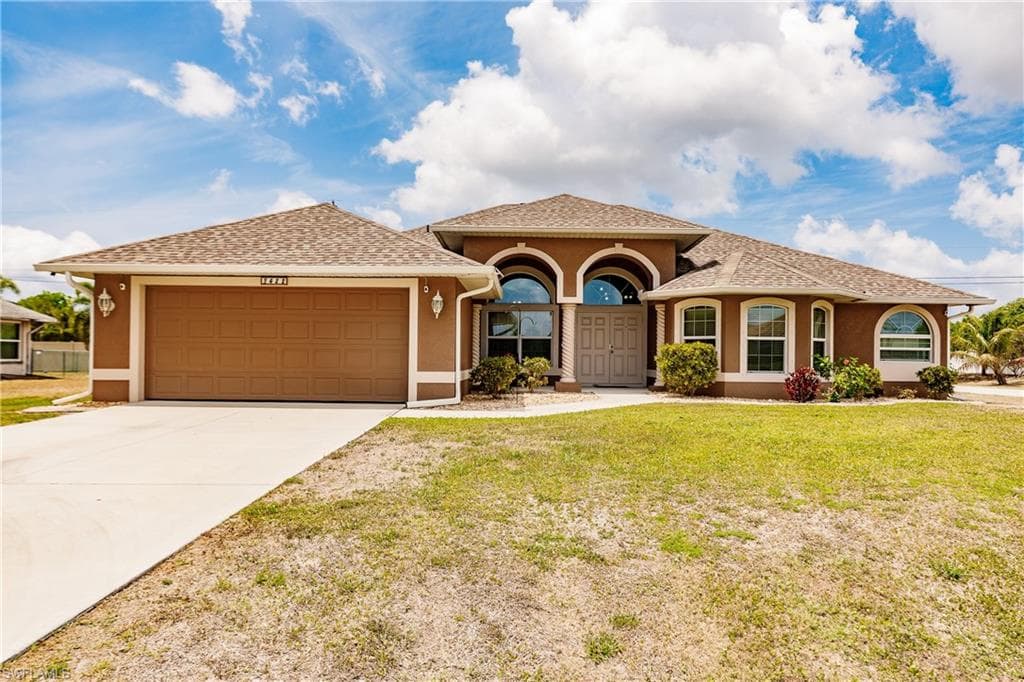 3422 SW 8th CT CAPE CORAL, FL 33914