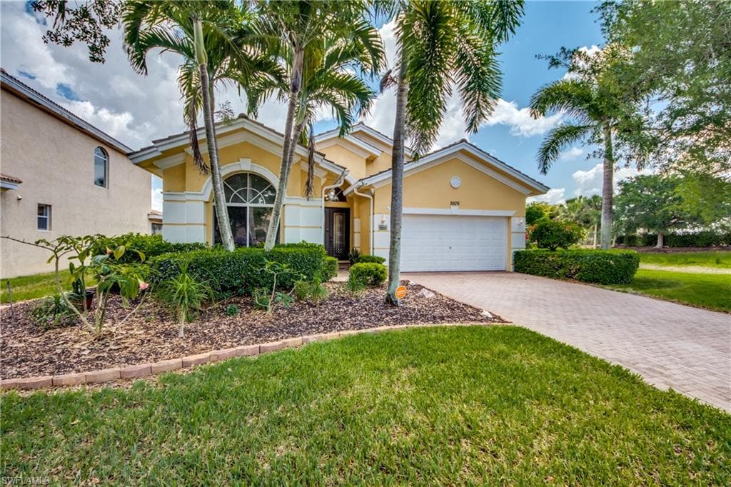 3606 Malagrotta CIR CAPE CORAL, FL 33909