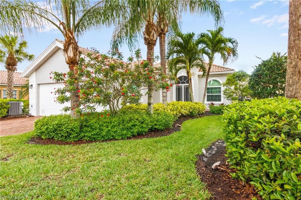 7939 Valentina CT NAPLES, FL 34114