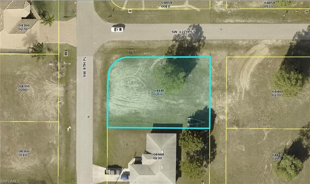 1201 SW 8th PL CAPE CORAL, FL 33991