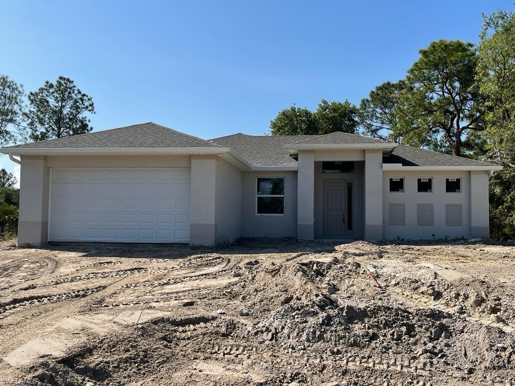 2511 Betty PL LEHIGH ACRES, FL 33971
