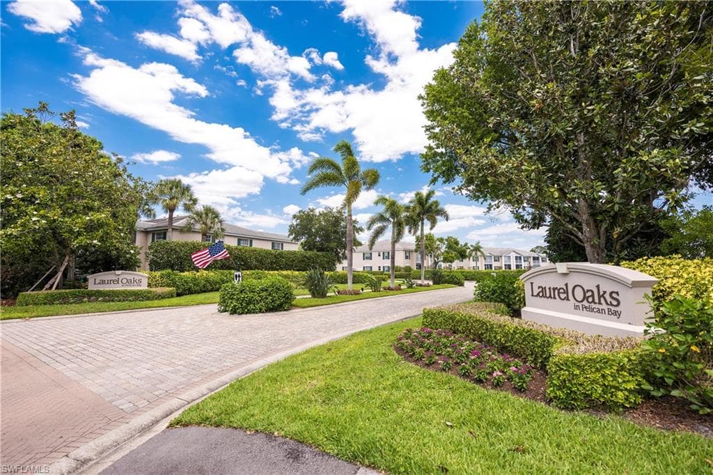 829 Tanbark DR 202 NAPLES, FL 34108