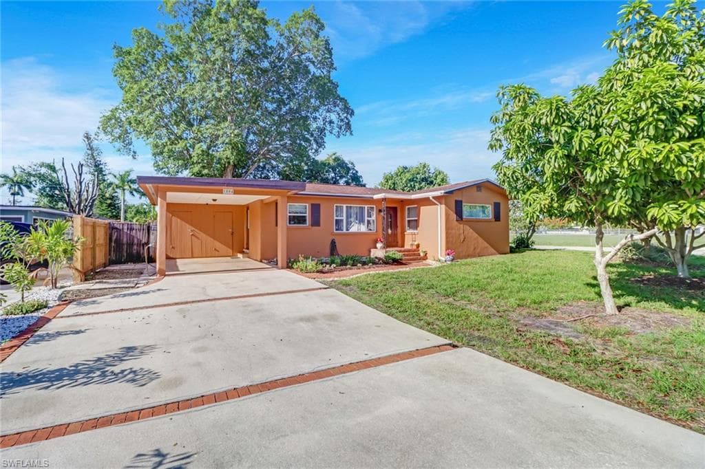 1804 Moreno AVE FORT MYERS, FL 33901
