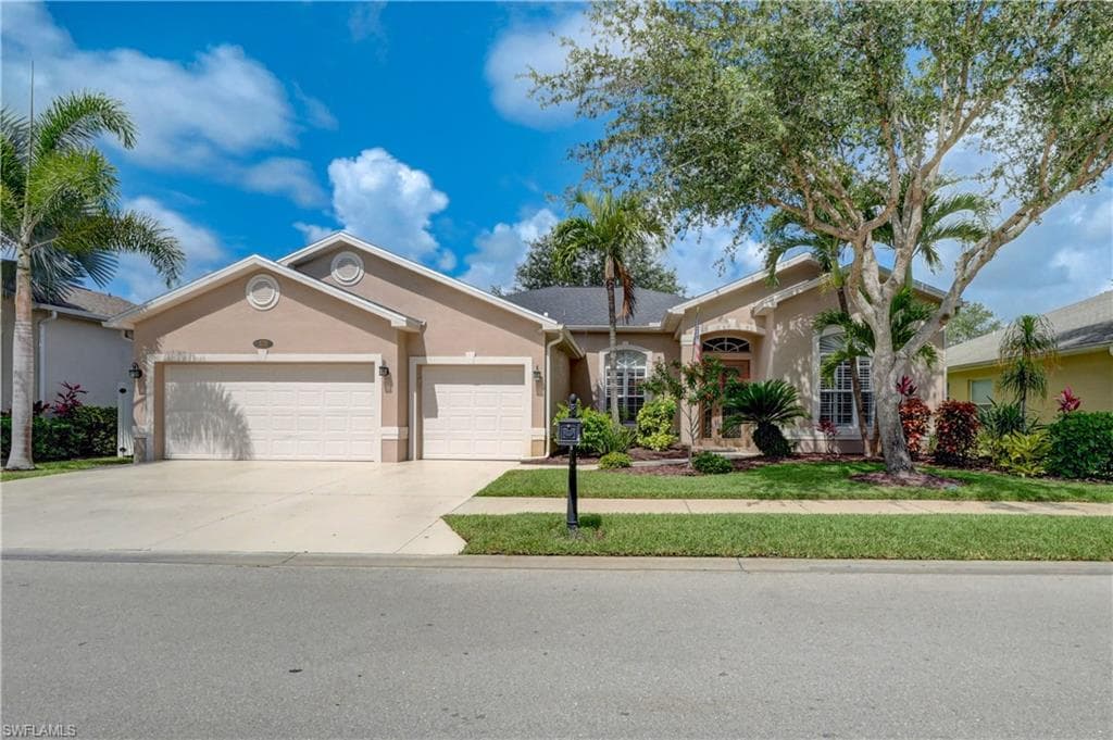 370 Burnt Pine DR NAPLES, FL 34119