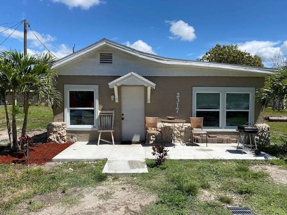 2317 South ST FORT MYERS, FL 33901