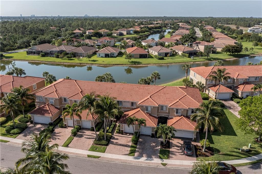 2418 Laurentina LN CAPE CORAL, FL 33909