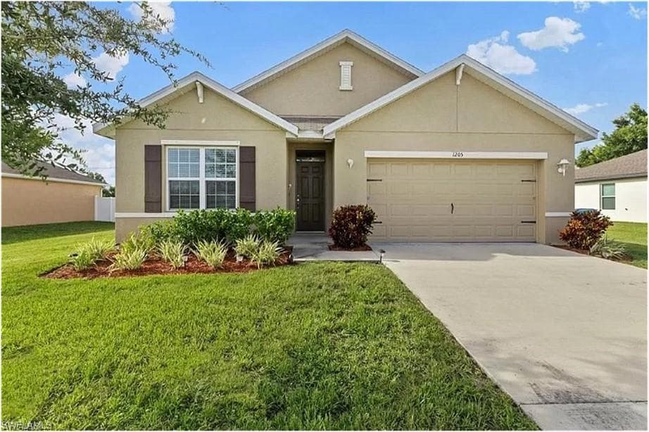 1205 SW 30th ST CAPE CORAL, FL 33914